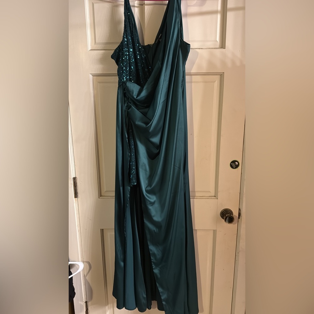 Fashion Nova Teal Asymmetrical Dress